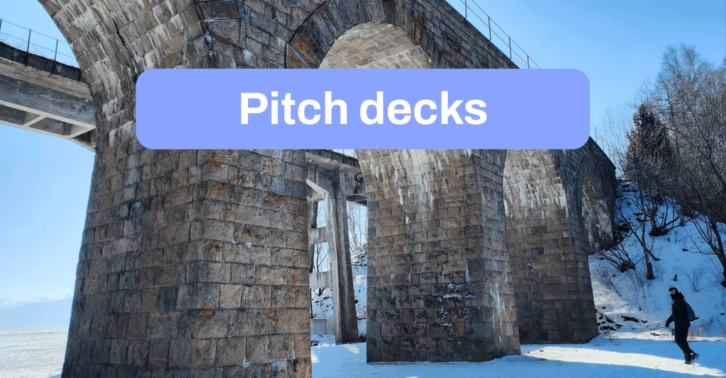 Pitch-decks (1)_small